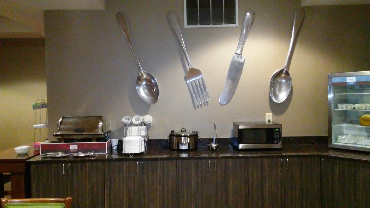 Junction City Inn & Suites Стая снимка